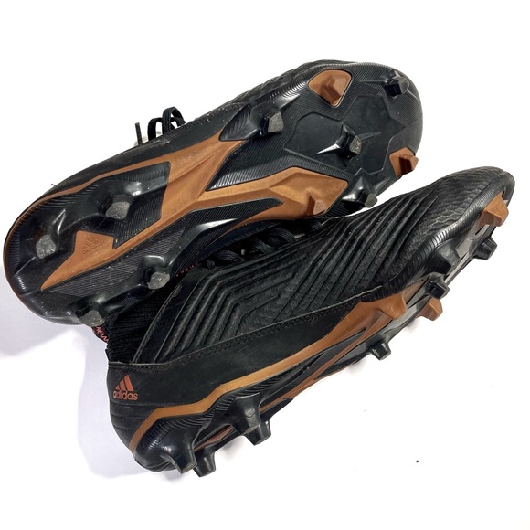 Adidas Predator Soccer Cleats - size 11 1/2” - Picture 9 of 11